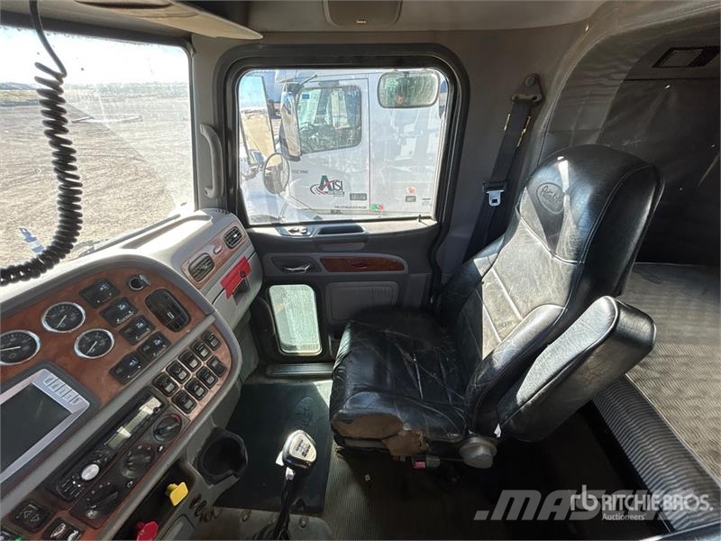 Peterbilt 367 Cisternové vozy