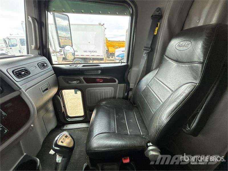 Peterbilt 367 Седельные тягачи
