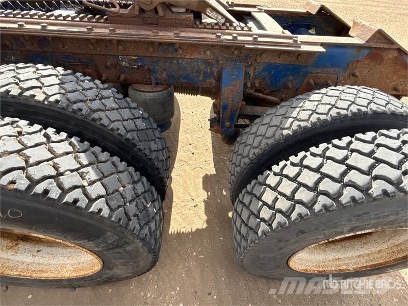 Peterbilt 367 وحدات الجر