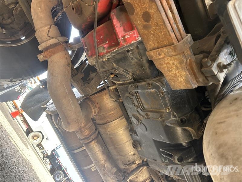 Peterbilt 367 Комби / вакуум камиони
