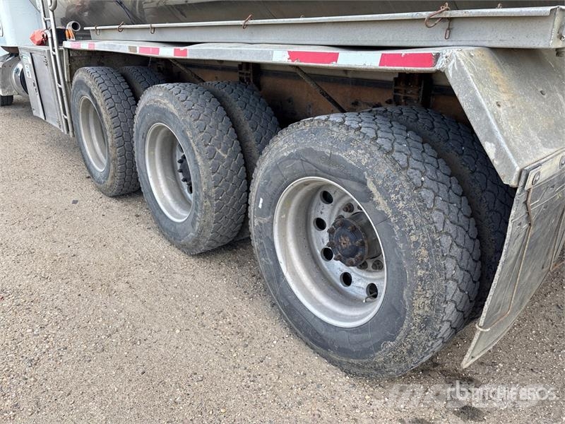 Peterbilt 367 Tankbiler