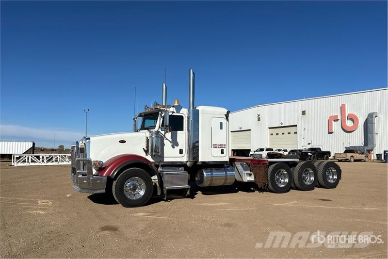 Peterbilt 367 وحدات الجر