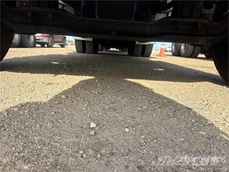 Peterbilt 367 Tipper trucks