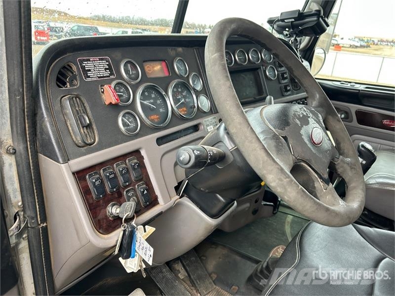 Peterbilt 367 Kombinované/Čerpací cisterny