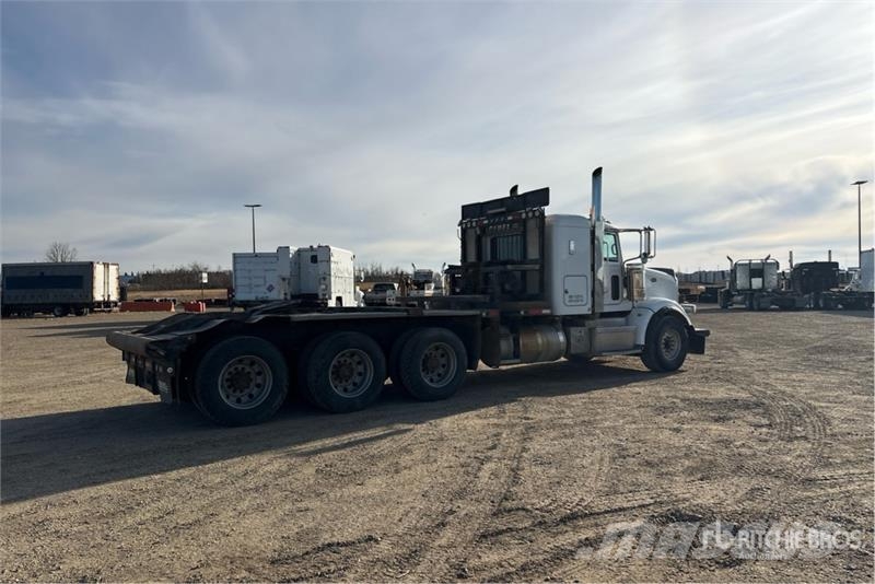 Peterbilt 367 Puksiirid