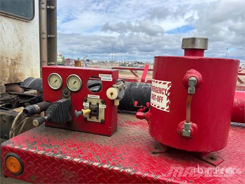 Peterbilt 367 6x4 Cab and Chassis Cabine en interieur