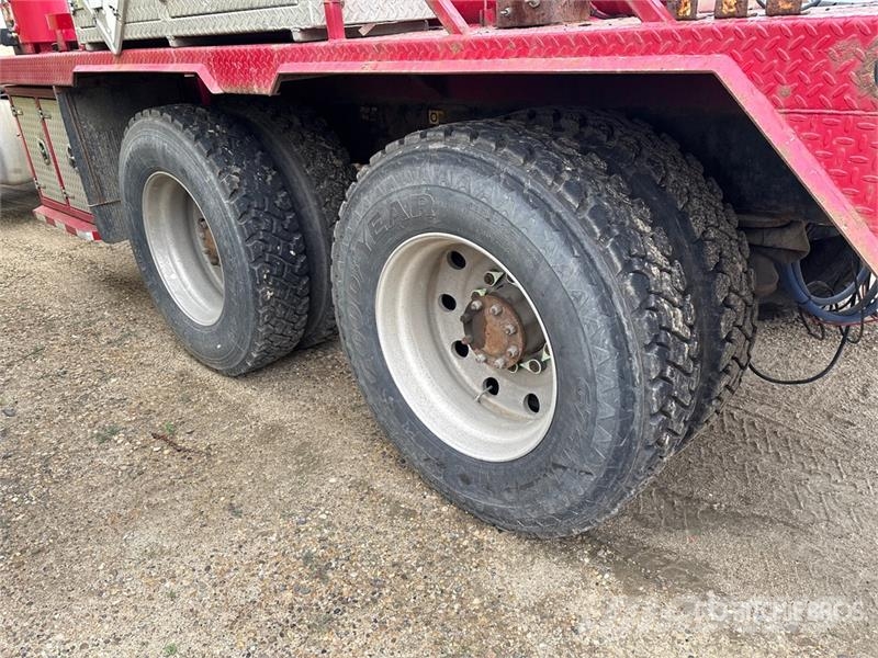 Peterbilt 367 6x4 Cab and Chassis Cabine en interieur