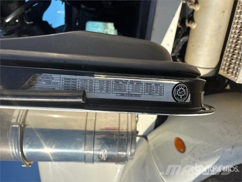 Peterbilt 367 6x4 Sleeper Winch Truck Евакуатори