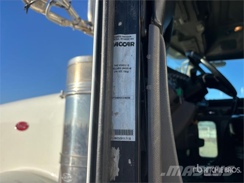 Peterbilt 367 6x4 Sleeper Winch Truck Евакуатори