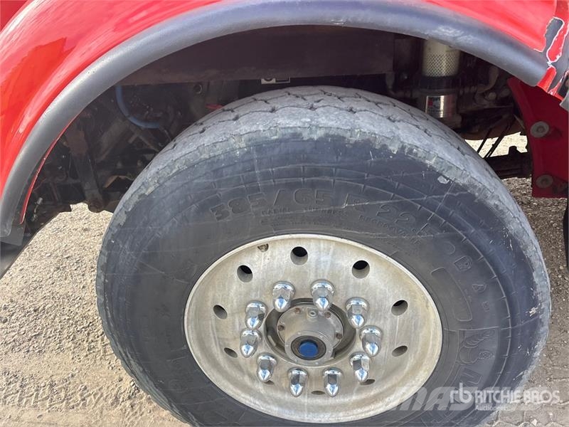 Peterbilt 367 8x6 Sleeper Winch Truck Evakuators ar manipulatoru