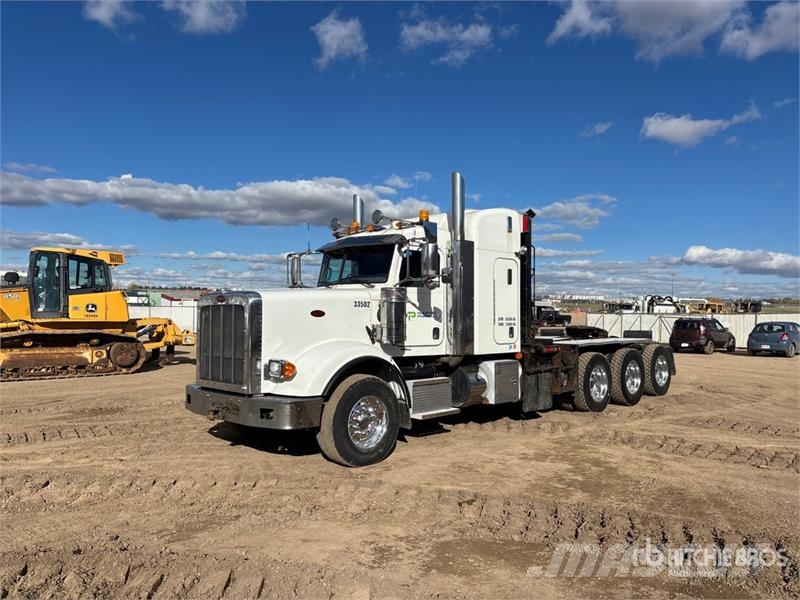 Peterbilt 367 8x6 Sleeper Winch Truck Vehículos de reciclaje