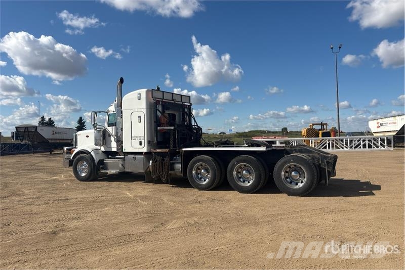 Peterbilt 367 8x6 Sleeper Winch Truck Vlečna vozila za tovornjake