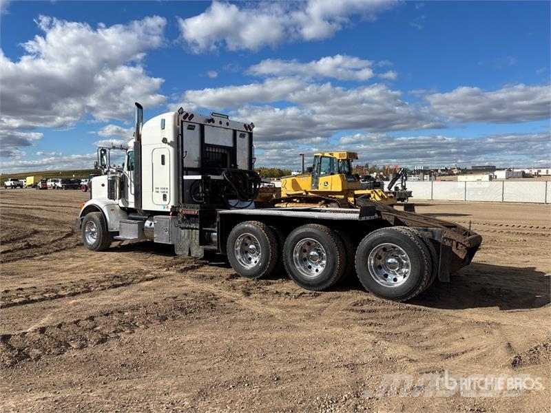 Peterbilt 367 8x6 Sleeper Winch Truck Vehículos de reciclaje