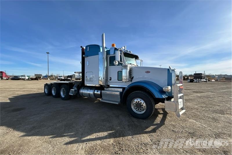 Peterbilt 367 8x6 Sleeper Winch Truck Bergungsfahrzeuge