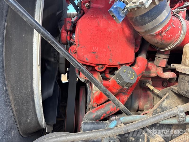 Peterbilt 367 8x6 Sleeper Winch Truck Vehículos de reciclaje