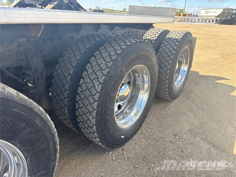 Peterbilt 367 8x6 Sleeper Winch Truck Vlečna vozila za tovornjake