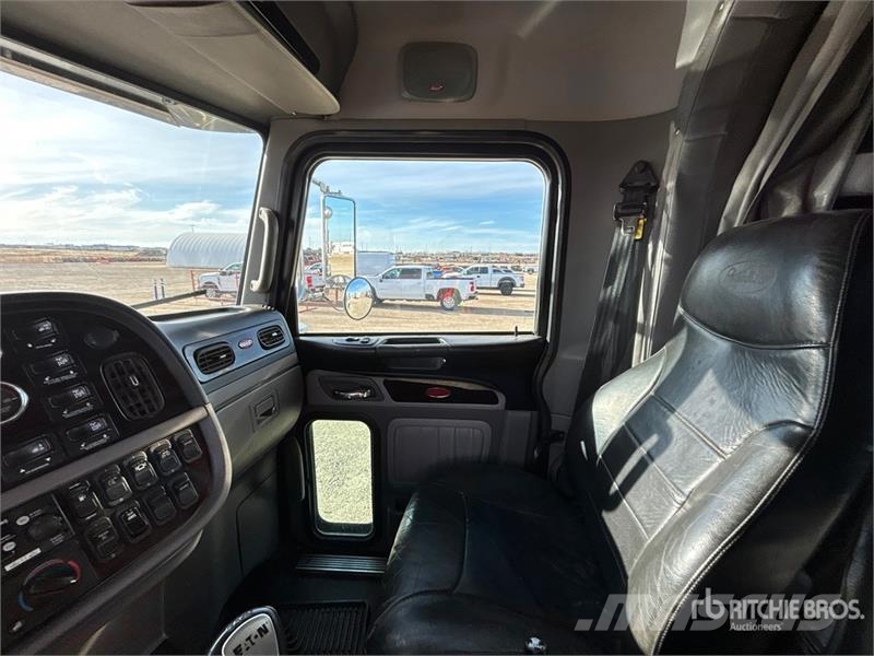 Peterbilt 367 8x6 Sleeper Winch Truck Bergungsfahrzeuge