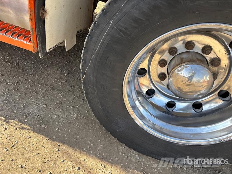 Peterbilt 367 8x6 Sleeper Winch Truck Автомобили за пътна помощ