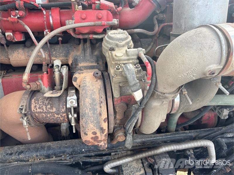 Peterbilt 367 8x6 Sleeper Winch Truck Vehículos de reciclaje