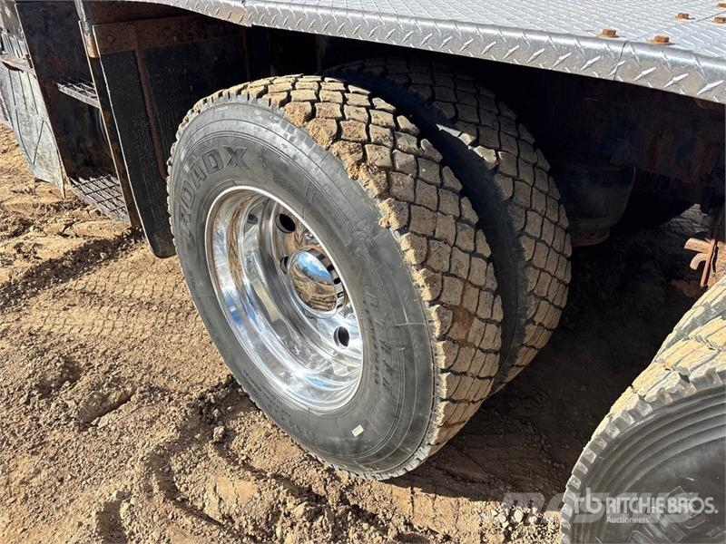Peterbilt 367 8x6 Sleeper Winch Truck Vehículos de reciclaje