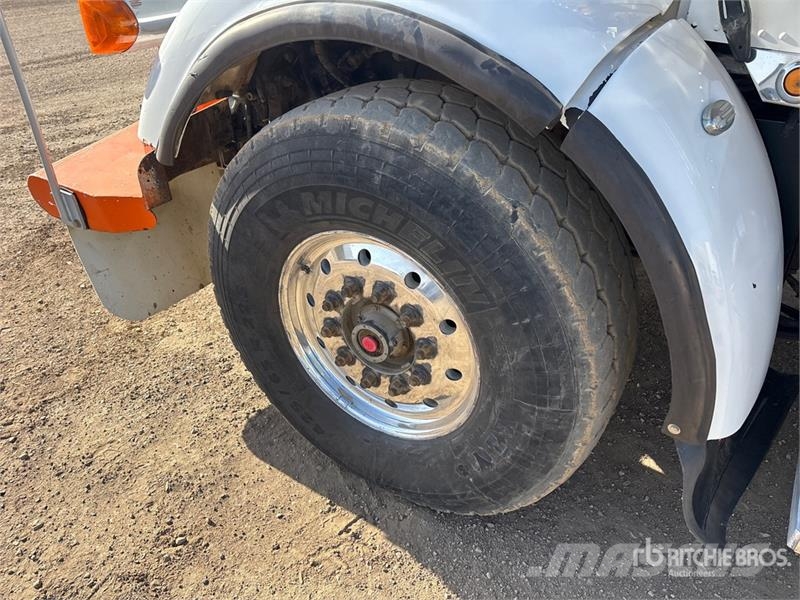 Peterbilt 367 8x6 Sleeper Winch Truck Автомобили за пътна помощ