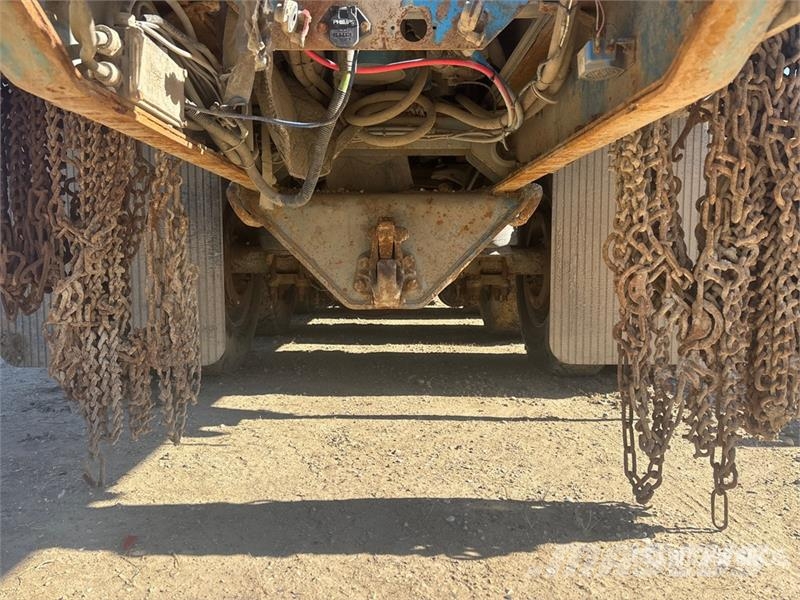 Peterbilt 367 8x6 Sleeper Water Truck (Inoperable) Wassertanker