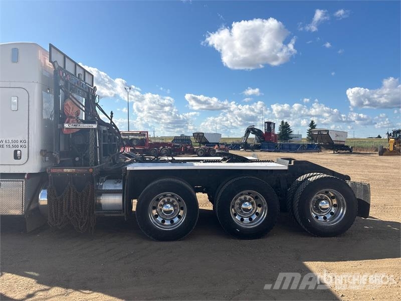 Peterbilt 367 8x6 Sleeper Winch Truck Vlečna vozila za tovornjake