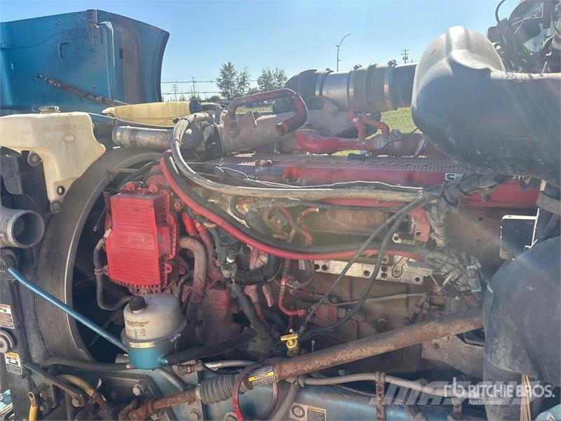 Peterbilt 367 8x6 Sleeper Water Truck (Inoperable) Wassertanker