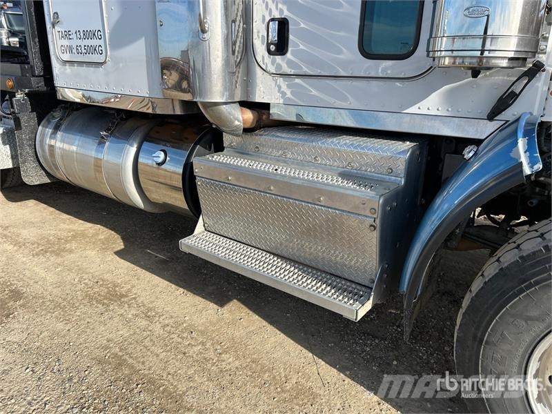 Peterbilt 367 8x6 Sleeper Winch Truck Bergungsfahrzeuge