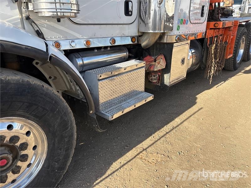 Peterbilt 367 8x6 Sleeper Winch Truck Автомобили за пътна помощ