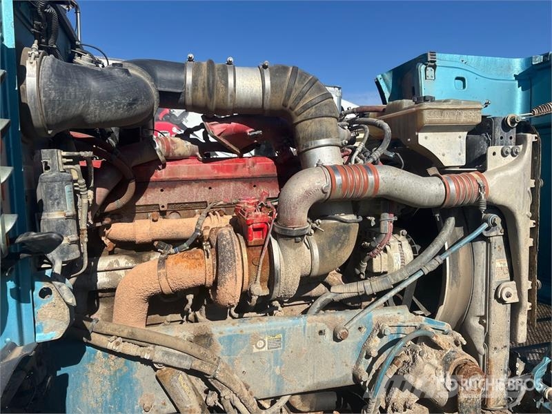 Peterbilt 367 8x6 Sleeper Water Truck (Inoperable) Wassertanker