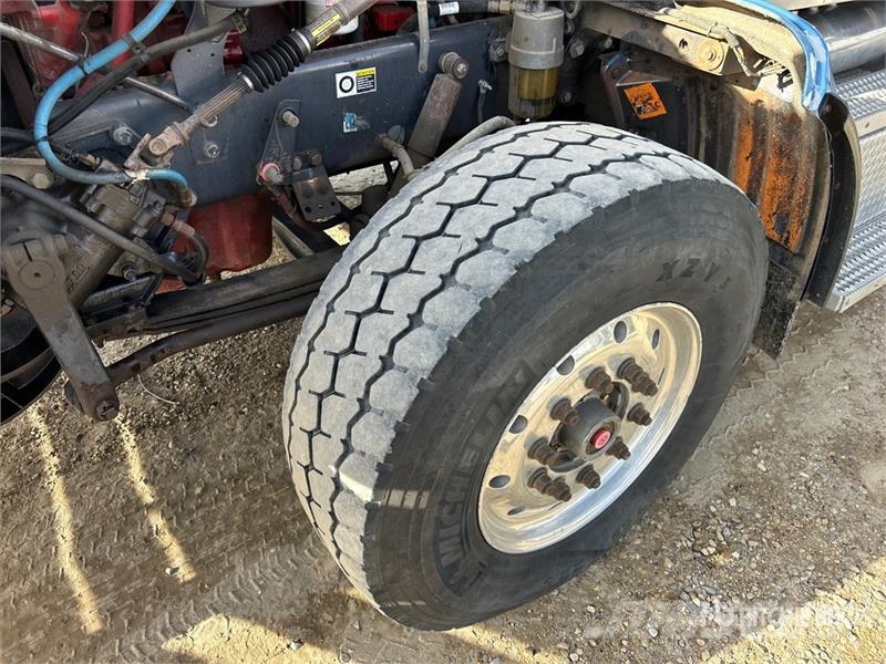 Peterbilt 367 8x6 Sleeper Winch Truck Bergungsfahrzeuge