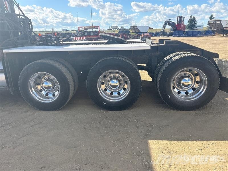 Peterbilt 367 8x6 Sleeper Winch Truck Vlečna vozila za tovornjake
