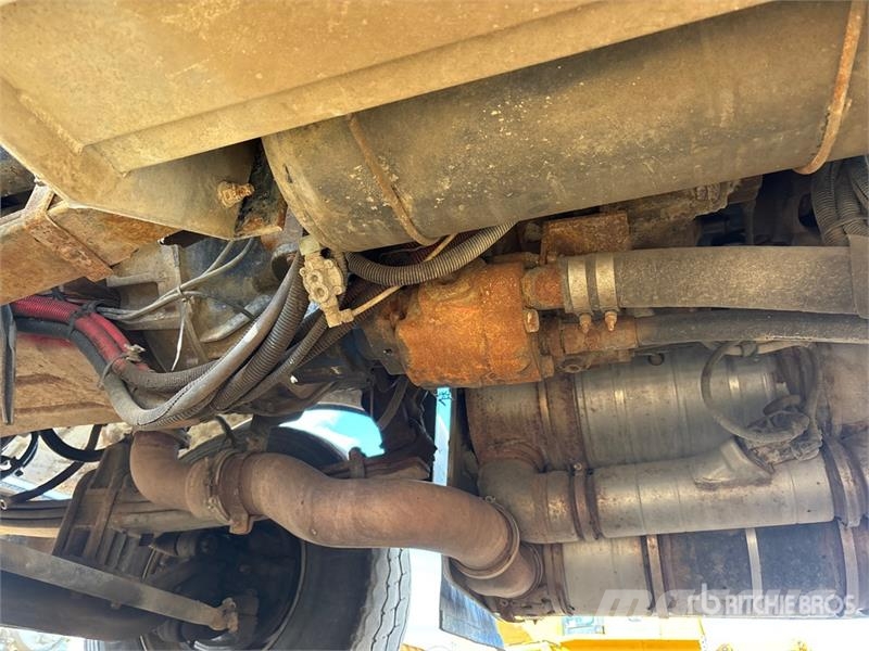 Peterbilt 367 8x6 Sleeper Winch Truck Vehículos de reciclaje