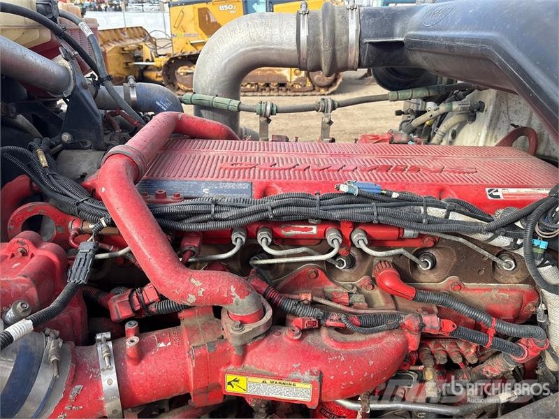 Peterbilt 367 8x6 Sleeper Winch Truck Vehículos de reciclaje