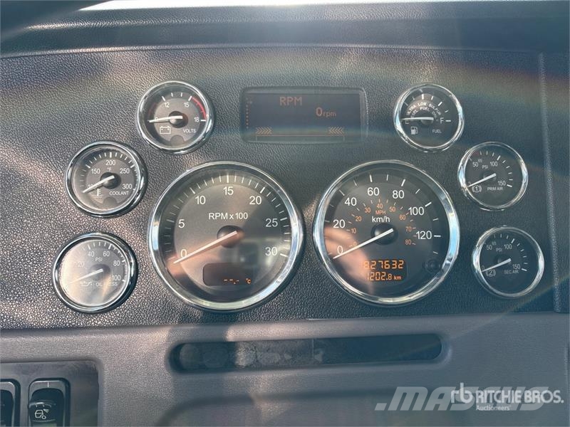 Peterbilt 367 8x6 Sleeper Winch Truck Автомобили за пътна помощ