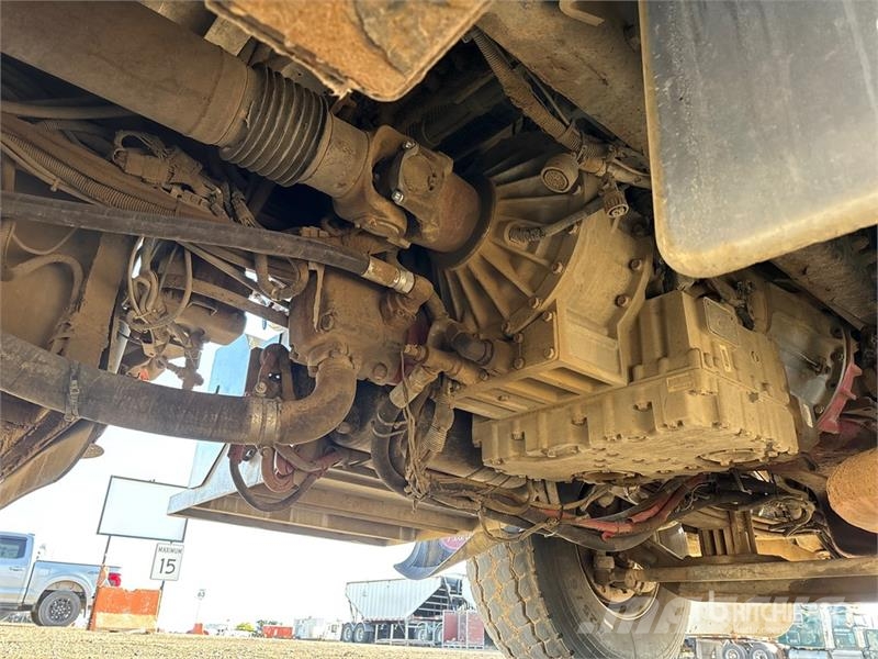 Peterbilt 367 8x6 Sleeper Winch Truck Автомобили за пътна помощ