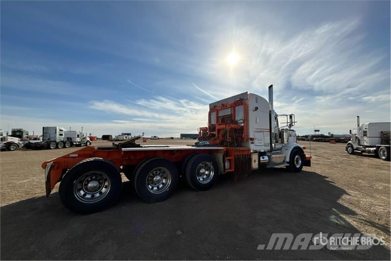 Peterbilt 367 8x6 Sleeper Winch Truck Автомобили за пътна помощ
