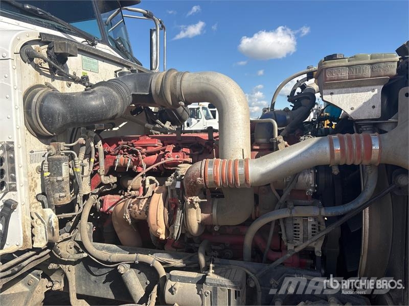Peterbilt 367 8x6 Sleeper Winch Truck Vlečna vozila za tovornjake