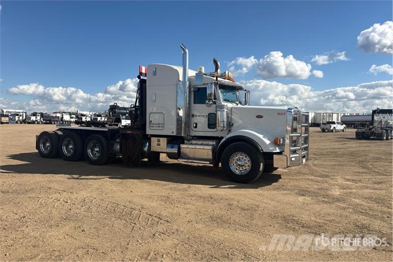 Peterbilt 367 8x6 Sleeper Winch Truck Vlečna vozila za tovornjake