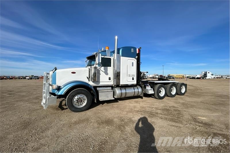 Peterbilt 367 8x6 Sleeper Winch Truck Bergungsfahrzeuge