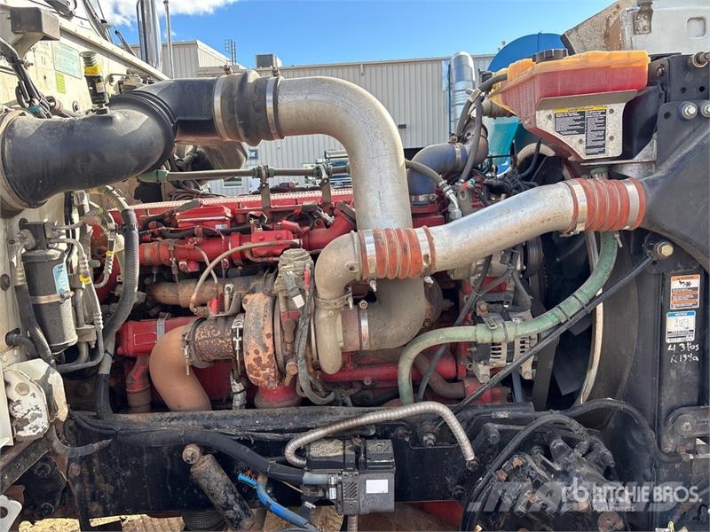 Peterbilt 367 8x6 Sleeper Winch Truck Vehículos de reciclaje