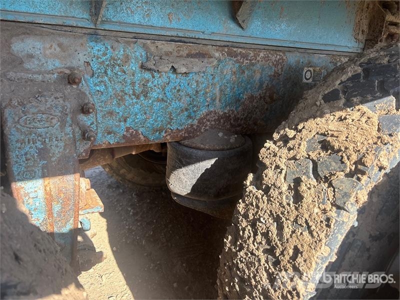 Peterbilt 367 8x6 Sleeper Water Truck (Inoperable) Wassertanker