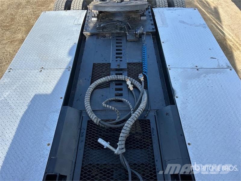 Peterbilt 367 8x6 Sleeper Winch Truck Bergungsfahrzeuge