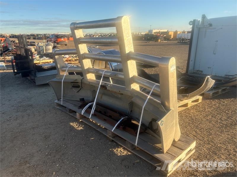 Peterbilt 367 Roo Bumper - Fits Truck معدات النقل - غير ذلك