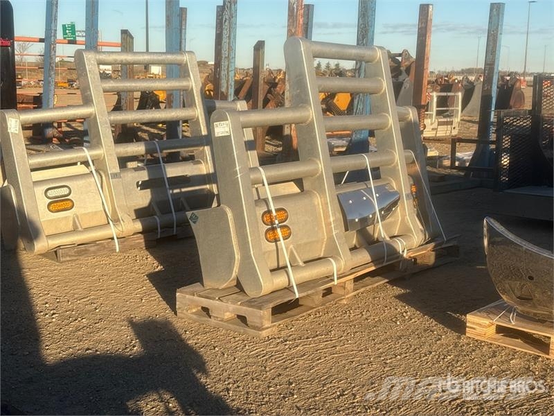 Peterbilt 367 Roo Bumper - Fits Truck معدات النقل - غير ذلك