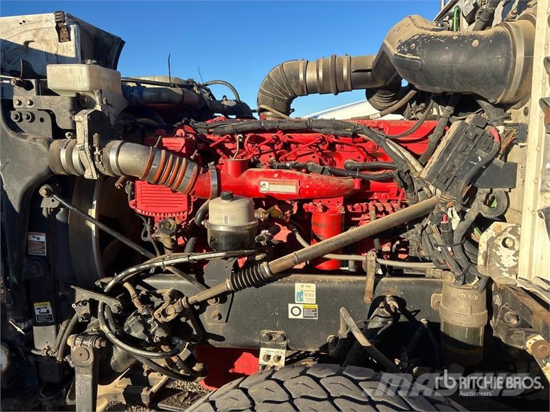 Peterbilt 367 T/A Sleeper Winch Truck Vyprošťovací vozidla