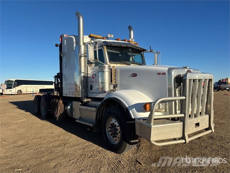 Peterbilt 367 T/A Sleeper Winch Truck Vyprošťovací vozidla