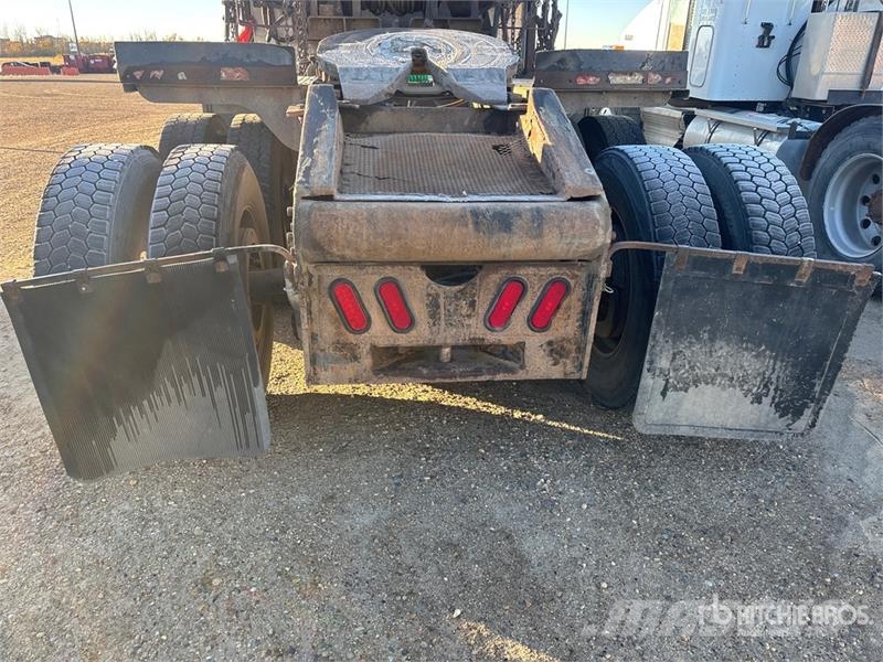 Peterbilt 367 T/A Sleeper Winch Truck Vyprošťovací vozidla