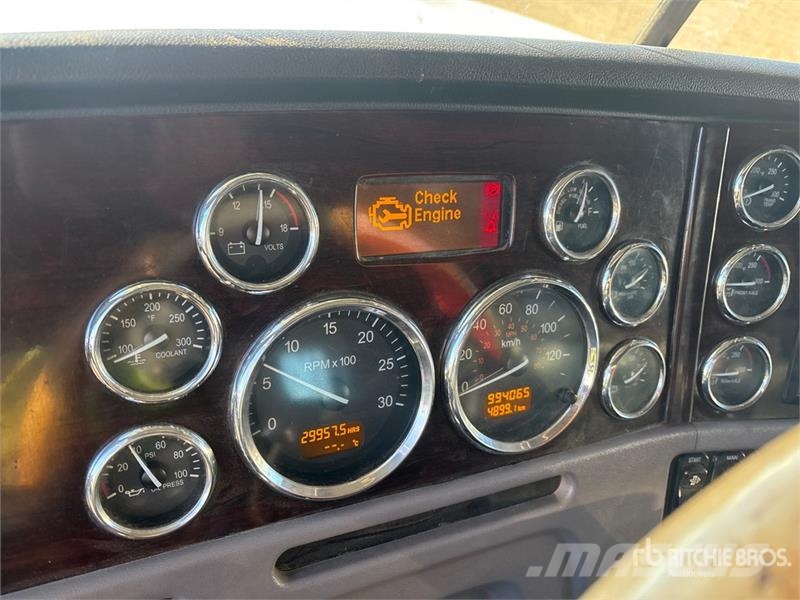 Peterbilt 367 T/A Sleeper Winch Truck Vyprošťovací vozidla